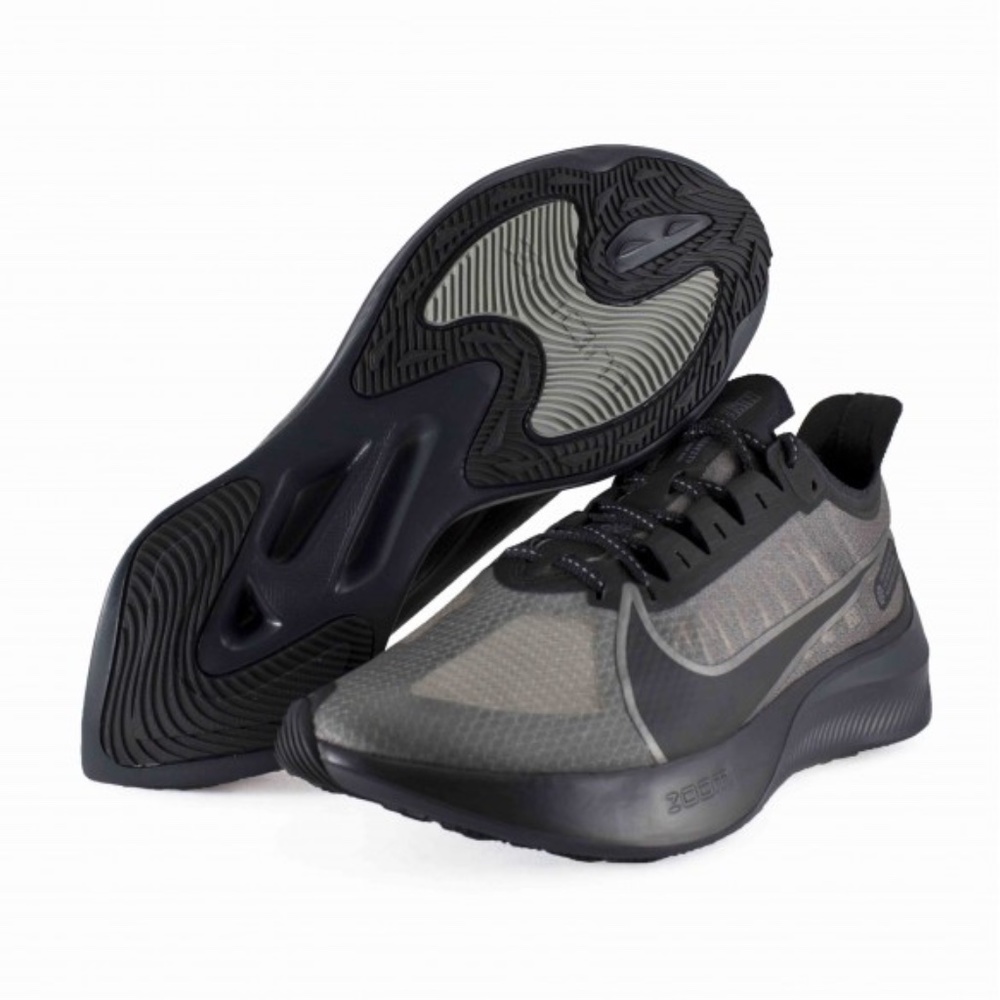 Nike Zoom Gravity Men size 9